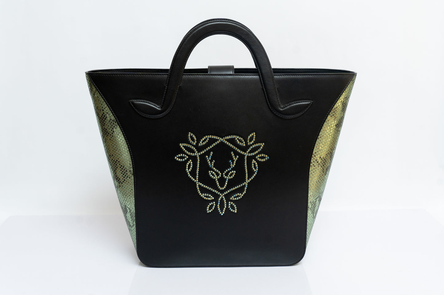 Tote bag with crystal logo